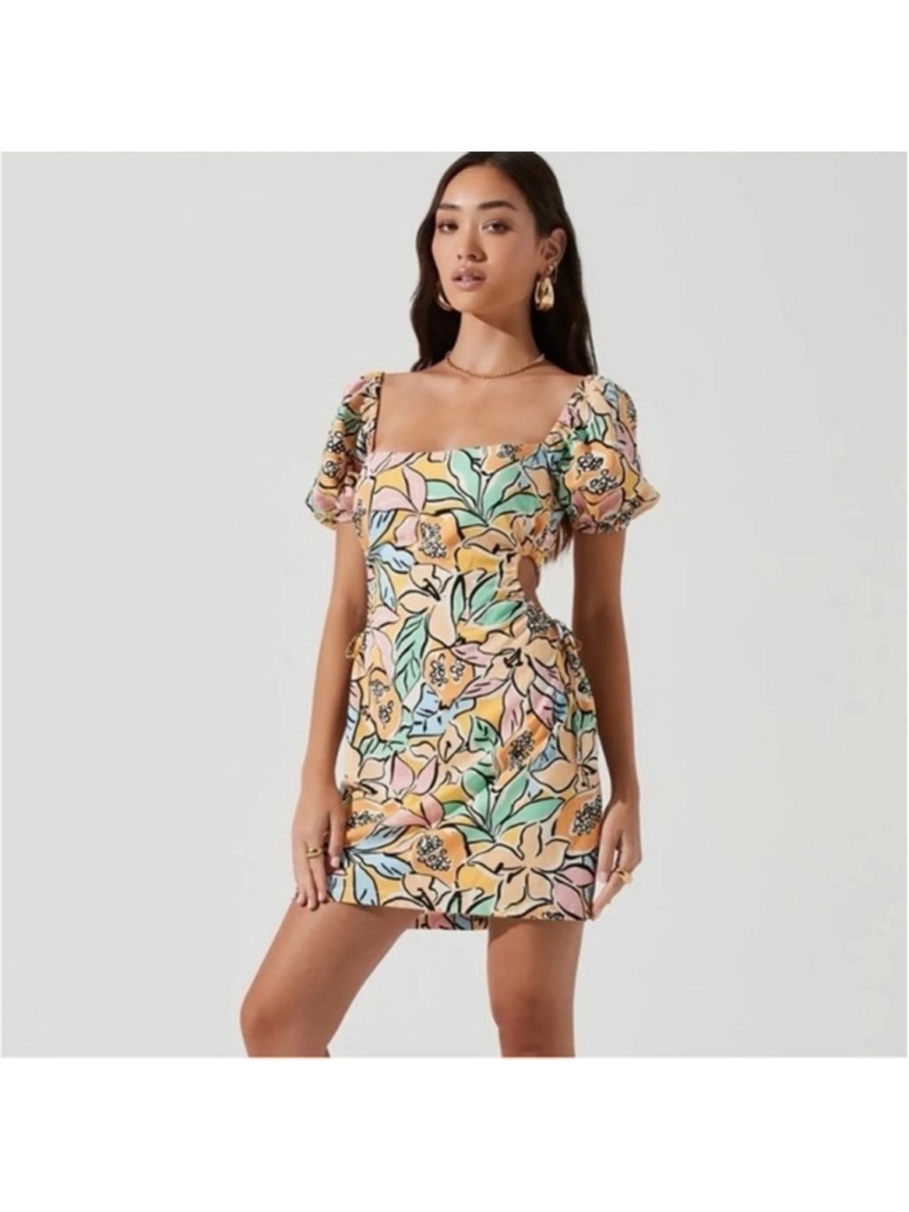 Women's ASTR The Label M Tropical Papaya Floral Cutout Mini Dress M